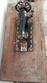 Macchina da cucire Singer anni 60