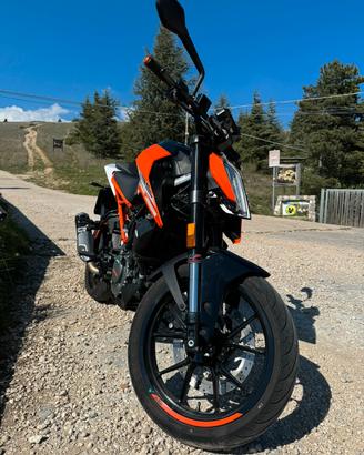 Ktm duke 125
