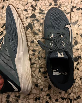 Scarpa nike quest 42.5