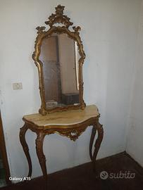 Tavolo consolle con piano in marmo