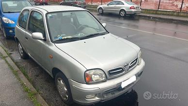 Nissan micran benzina