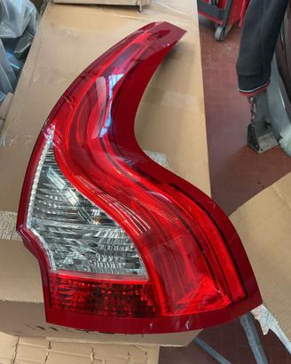 31323035 Valeo per VOLVO XC60  2011 FARO POST DX
