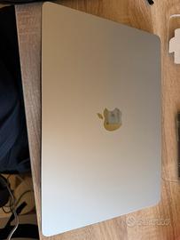 Macbook M4