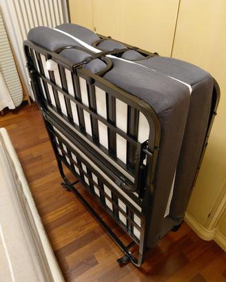 letto pieghevole singolo con materasso 