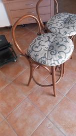 sgabelli legno in coppia
