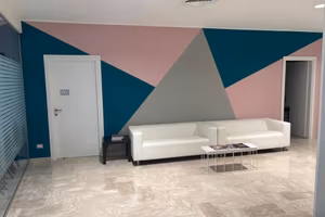 Appartamento di 375 m² con più di 5 locali e box a