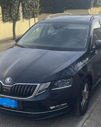SKODA OCTAVIA 1600 TDI