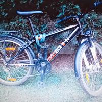 Bicicletta  BTwin 