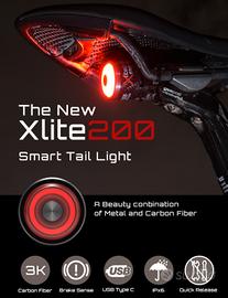 Luce posteriore intelligente Xlite200 in carbonio.