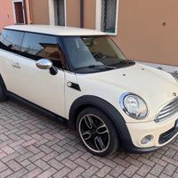 Mini 1.6 16V Cooper D Ok Neopatentati