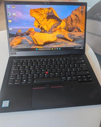 ThinkPad X1 Carbon G6 | i7 | 1.1kg | Tastiera IT 