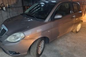 Lancia Ypsilon 2010