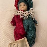 Bambola vintage in porcellana con certificato