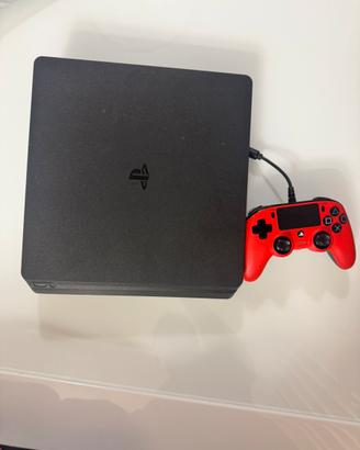 PS4 IN CONDIZIONI OTTIME + GTA5 CYBERPUNK E FIFA22