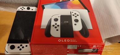 Nintendo switch OLED bianca