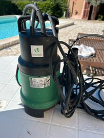 Pompa inmersione Vounot + Tubo 15 metri antigelo