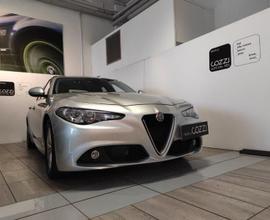 Alfa Romeo Giulia (2016) 2.2 Turbodiesel 150 ...