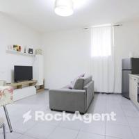 VIA TRIBUNALI AD.ZE TRILOCALE RISTRUTTURATO