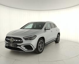 MERCEDES-BENZ GLA 180 d Automatic