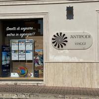 AGENZIA DI VIAGGI/Licenza A + B