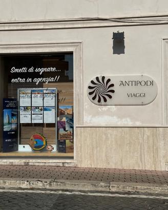 AGENZIA DI VIAGGI/Licenza A + B