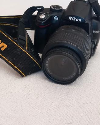 Nikon D5000