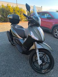 Beverly 350 sport touring 