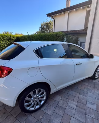 Alfa Romeo Giulietta 1.6