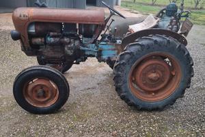 Trattore d'epoca Lamborghini 1R