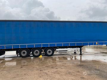 Semirimorchio centinato Schmitz Cargobull