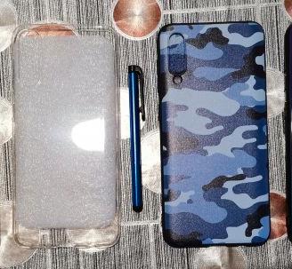Smartphone Cellulare Samsung A50 - n. 4 Cover