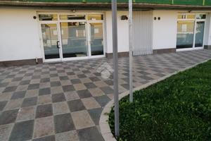 NEGOZIO A ALBANO SANT'ALESSANDRO