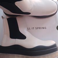 Stivaletti da donna.