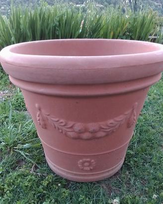 Vaso grande in resina doppio bordo con festone