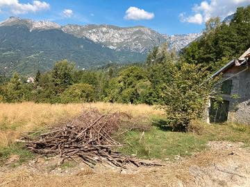 Casera a Chies d'Alpago, con 10.000m. di terreno