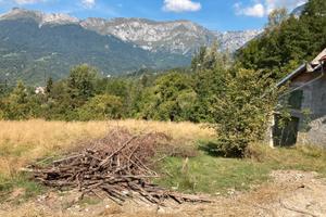 Casera a Chies d'Alpago, con 10.000m. di terreno