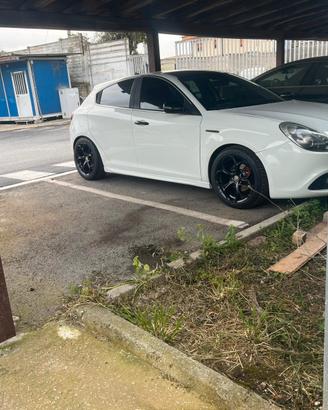Alfa Romeo Giulietta 