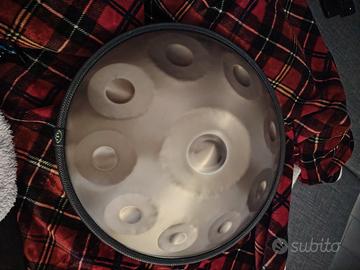 handpan 12 note (10 sopra e 2 sotto) 