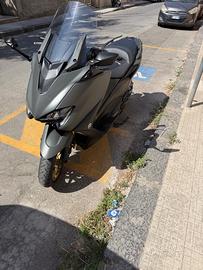 T Max