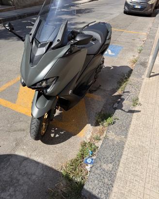 T Max