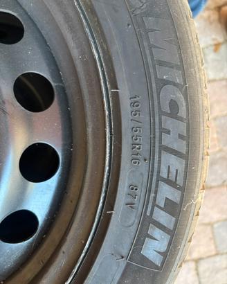 Gomme 195/55 r16