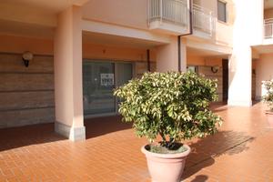 Locale per uso commerciale