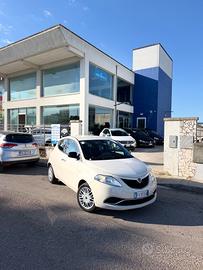 Lancia Ypsilon 1.2 69 CV 5 porte GPL Ecochic Silve