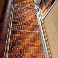 Letto singolo in stile in ferro