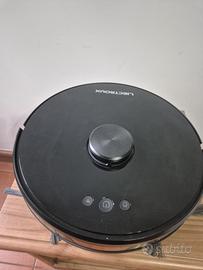 Robot aspirapolvere e lavapavimenti LIECTROUX XR50