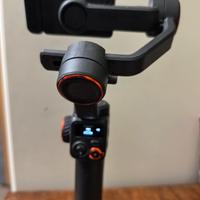 Stabilizzatore per smartphone Hoem iSteady M6