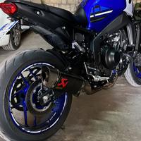 Mt 09 scarico Akrapovic