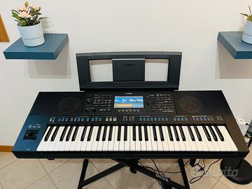 Yamaha Psr-sx 920