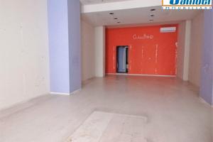 Giarre centro storico, ampia bottega di mq 80 (CT)