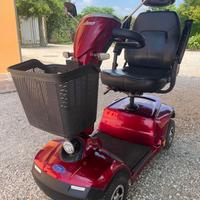 Scooter elettrico per anziani e disabili